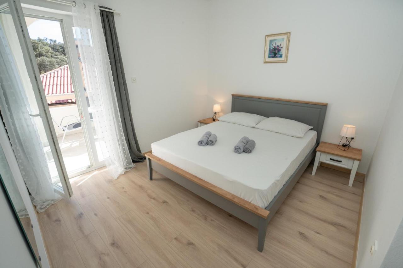 Apartments And Rooms Ljubica 伦 外观 照片